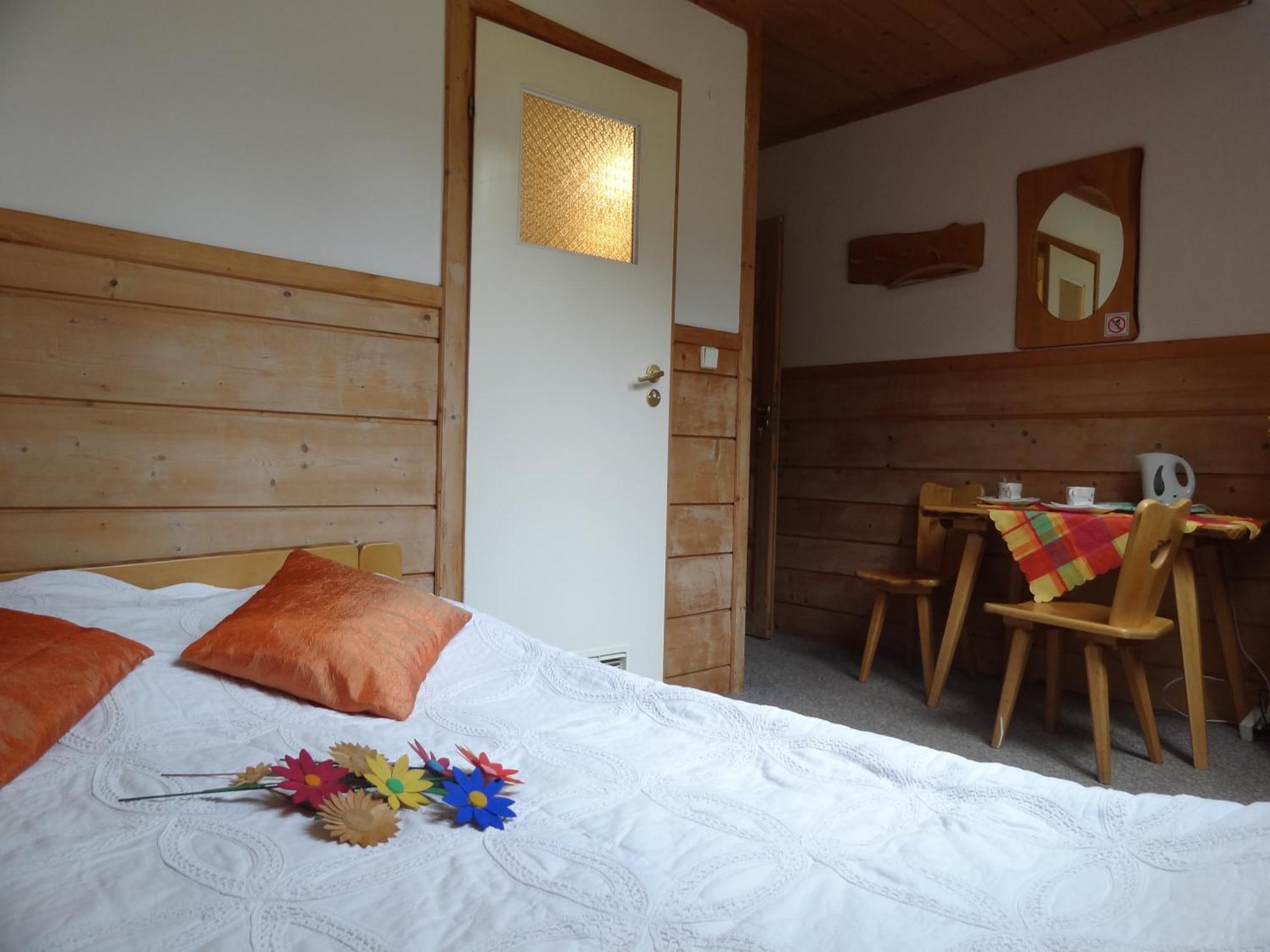 Camping Harenda Pokoje Goscinne I Domki Zakopane Exterior foto